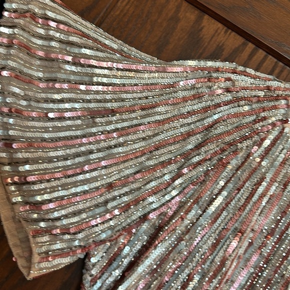 Mac Duggal Rose Gold Sequin Gown NWT Mac Duggal 4913 SEQUIN FLUTTER OMBRE SZ 12 - Picture 9 of 15